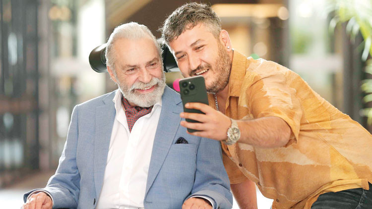 Birinci hafta sonu 203 bin kişi izledi