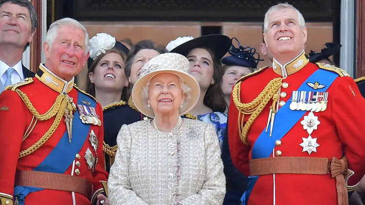 Kral kardeşi olmak onu kurtaramadı… Ağabeyinin öfkesi dinmiyor! Son atak de geldi: İsmi tarihten silinecek