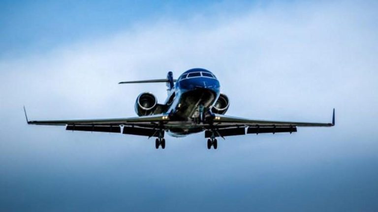 ABD’de 8 kişiyi taşıyan özel jet düştü