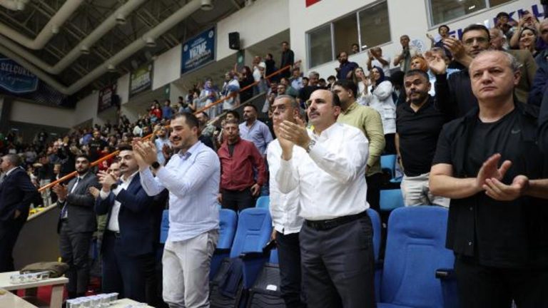Lider Altay: ‘Büyükşehir Basketbol altyapısındaki gençlerin başarısıyla gurur duyuyoruz’