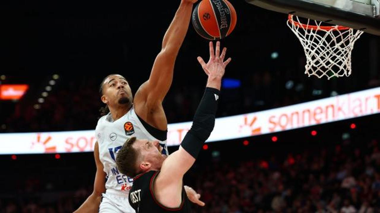 Anadolu Efes, Bayern’i son saniyede devirdi
