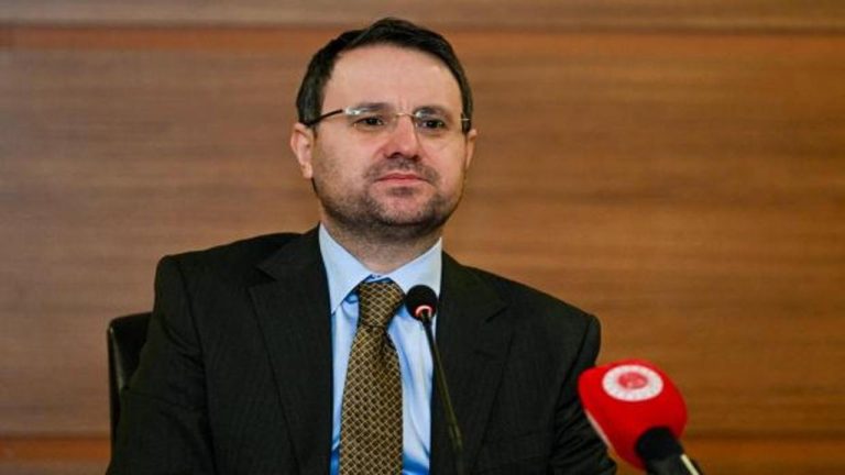 Bakan Gürlek: Geciken dosyalar yakından izlenecek