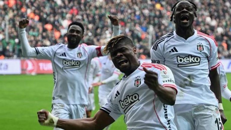 Beşiktaş derbi öncesi kupada ‘namağlup liderlik’ peşinde
