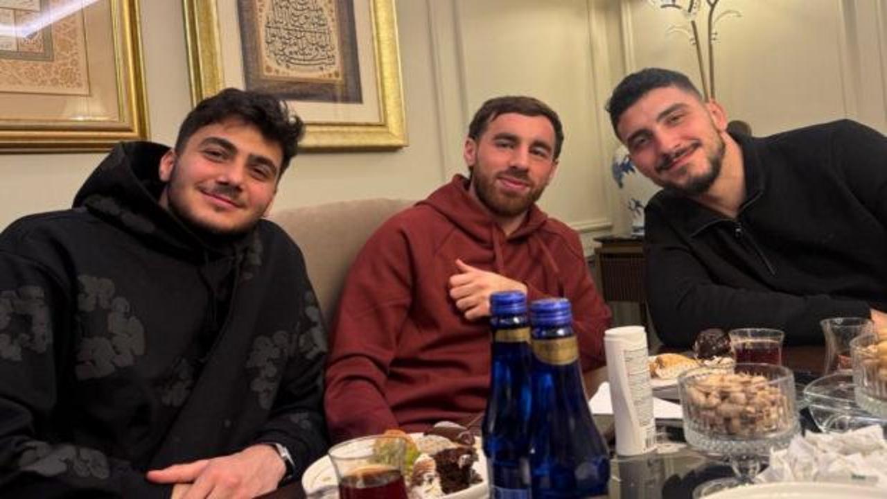 Beşiktaşlı futbolcuların aileleri bir arada iftar yaptı