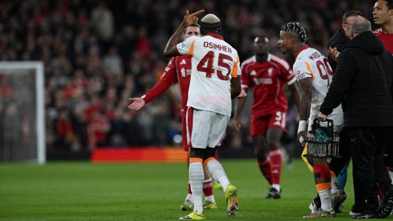 Galatasaray’a büyük şok! Osimhen ve Lang dev maça devam edemedi