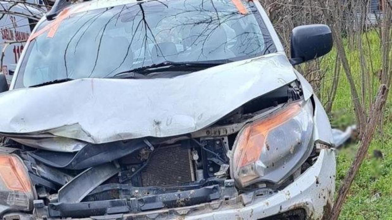 Köpeğe çarpmamak için hareket yaptı, yol kenarındaki yayayı öldürdü!