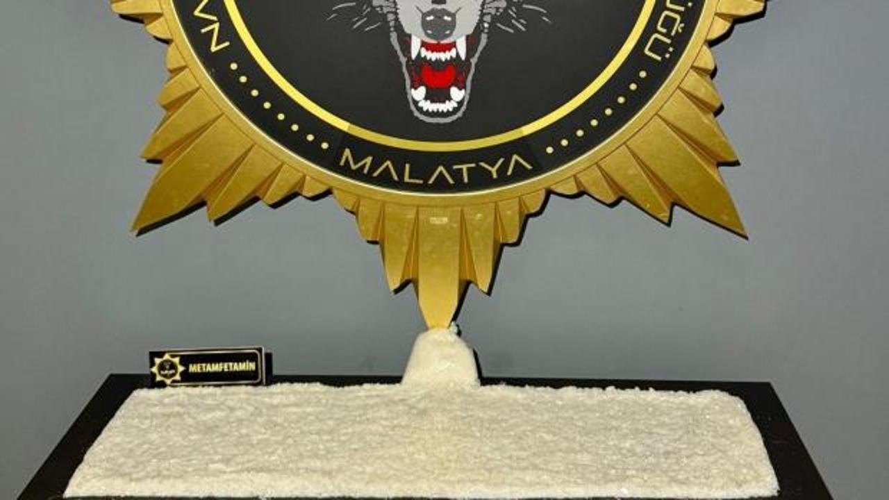 Malatya’da yolcu otobüsünde narkotik araması: 11 kiloyu aşkın zehir yakalandı