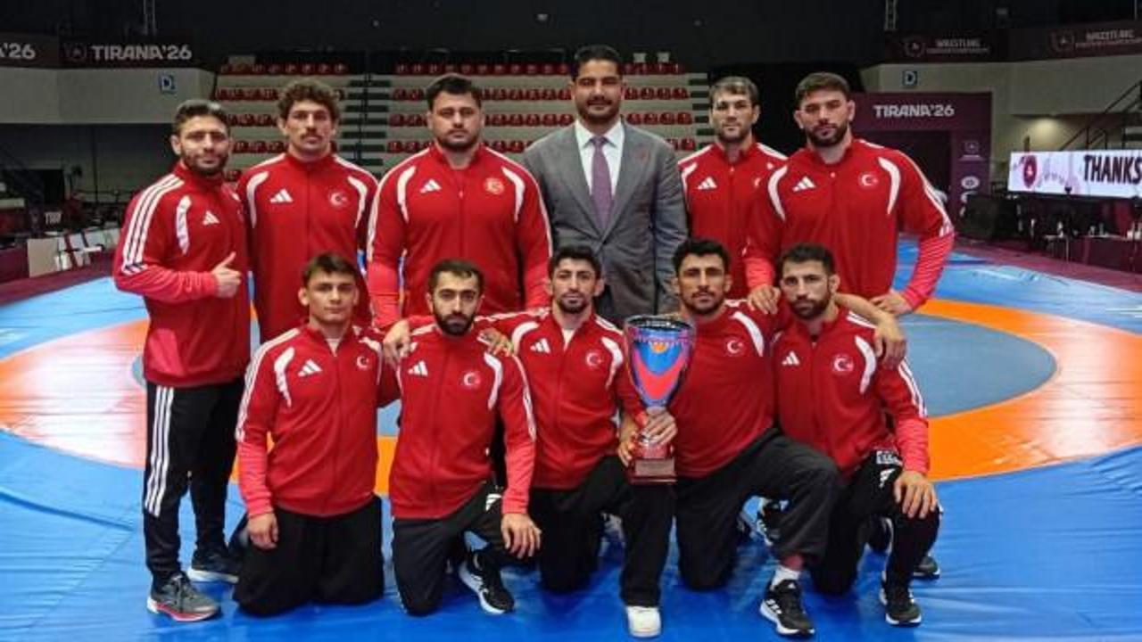 Rekor kıran şampiyon güreşçimiz İstek Kayaalp ve Grekoromen Ulusal Kadrosu Türkiye’de