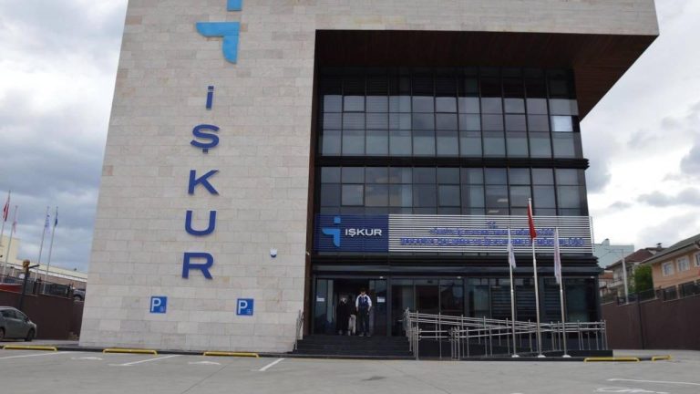 Aile ve Sosyal Hizmetler Bakanlığı ile İŞKUR arasında istihdam protokolü