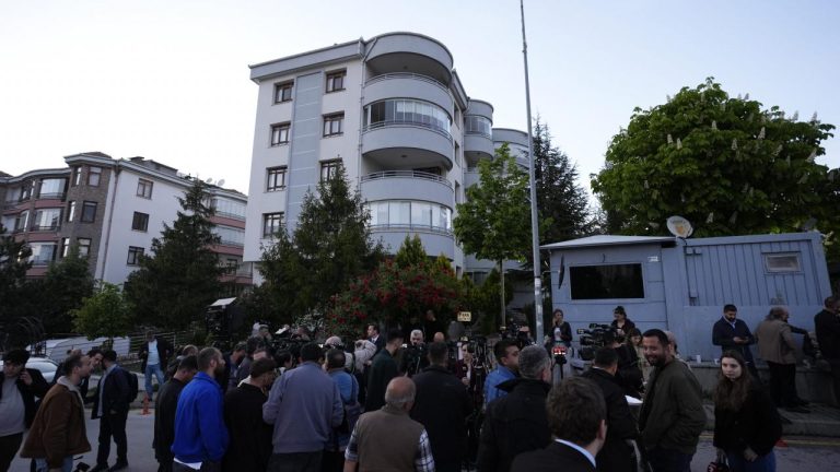 Kılıçdaroğlu’nun meskeninde hareketlilik: Dikkat çeken isim ziyaret etti!